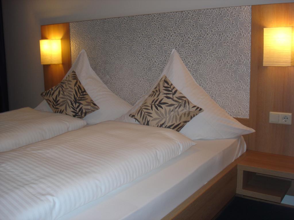Rhein-Hotel Andernach Habitación foto